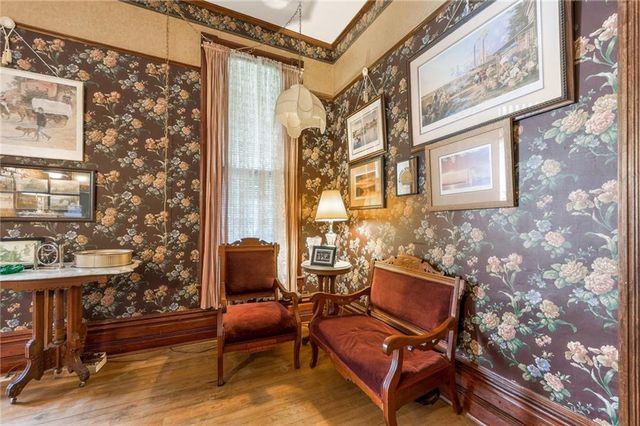 406 E Arthur Street, Liberty, MO 64068
