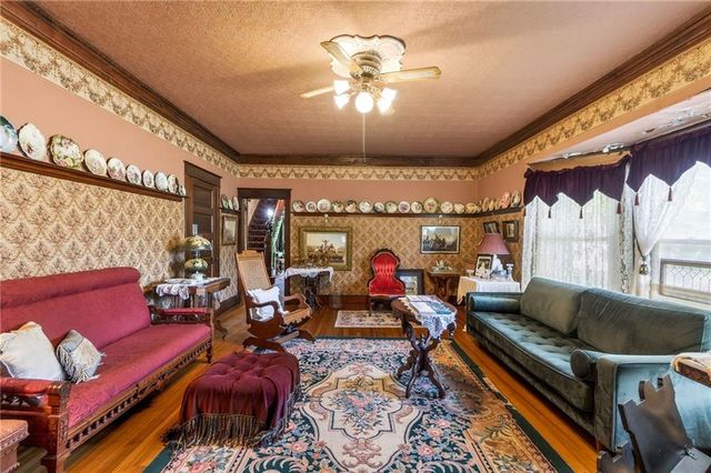 406 E Arthur Street, Liberty, MO 64068