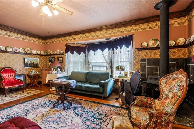 406 E Arthur Street, Liberty, MO 64068