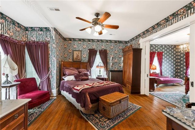 406 E Arthur Street, Liberty, MO 64068