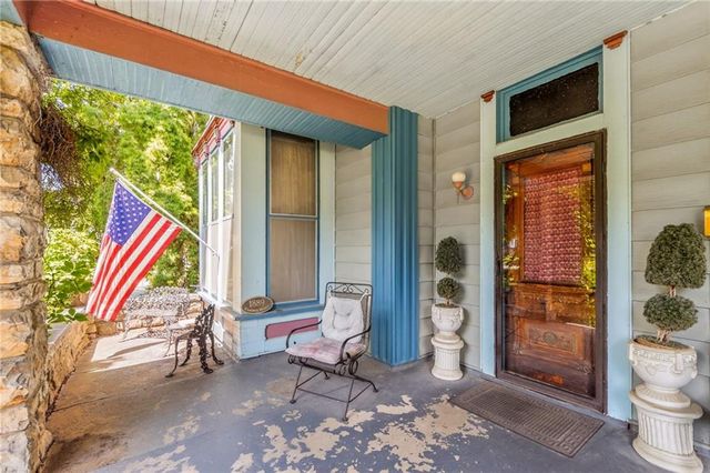 406 E Arthur Street, Liberty, MO 64068