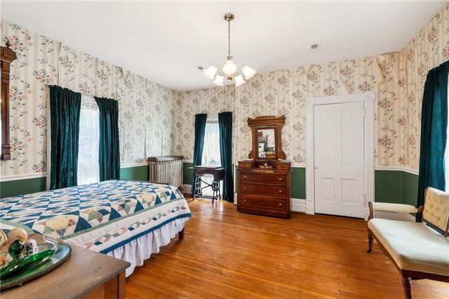 406 E Arthur Street, Liberty, MO 64068