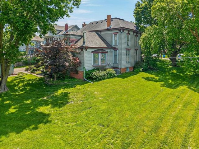 406 E Arthur Street, Liberty, MO 64068