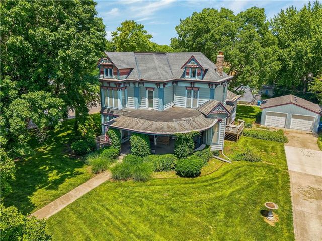 406 E Arthur Street, Liberty, MO 64068