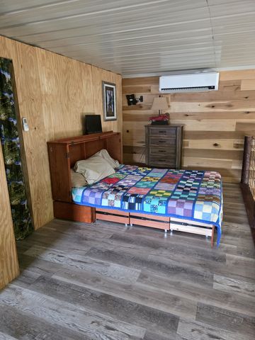 6339 Dickens Hill Rd, Bradyville, TN 37026