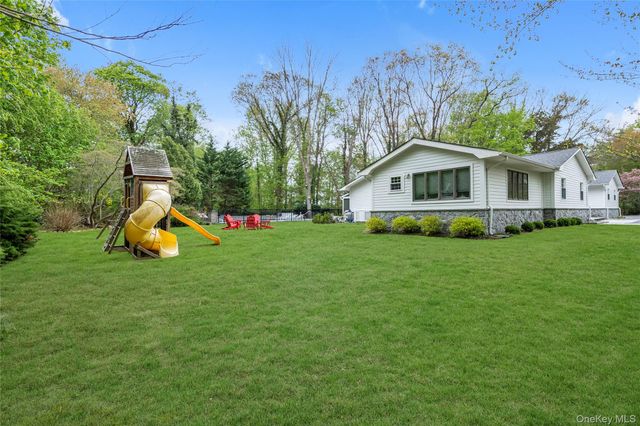26 Dolly Cam Lane, Old Brookville, NY 11545