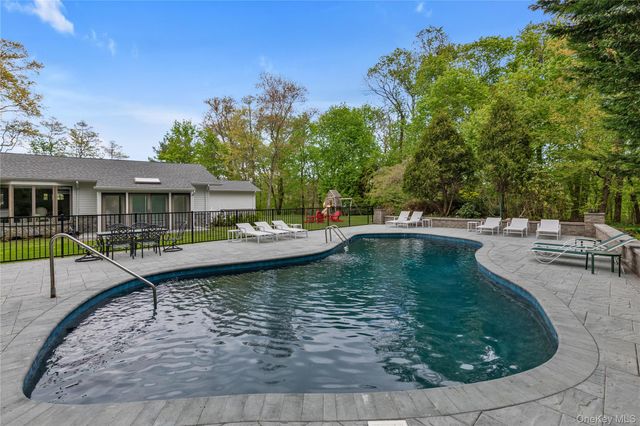26 Dolly Cam Lane, Old Brookville, NY 11545