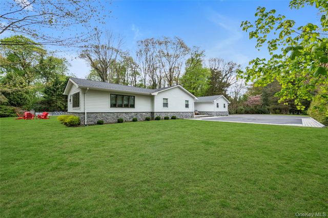 26 Dolly Cam Lane, Old Brookville, NY 11545