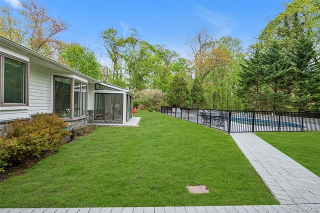 26 Dolly Cam Lane, Old Brookville, NY 11545
