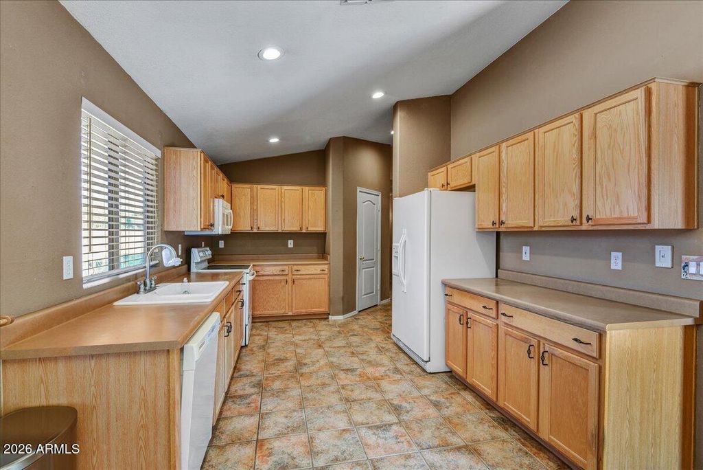 9171 W LONE CACTUS Drive, Peoria, AZ 85382 — photo 2