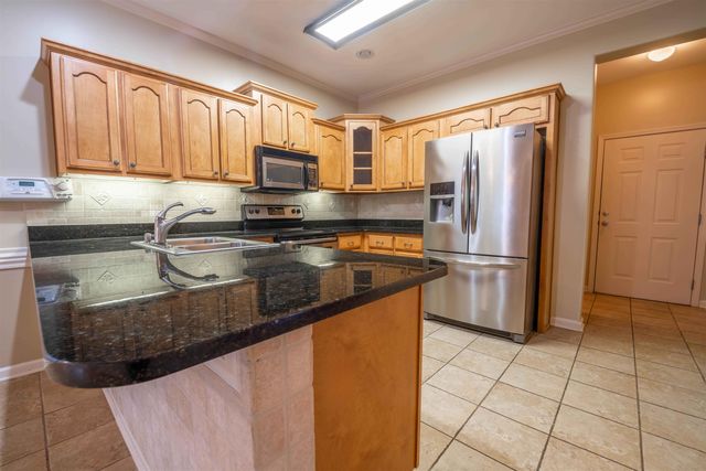 3085 WALKER SPRINGS DR, Lakeland, TN 38002