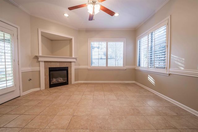 3085 WALKER SPRINGS DR, Lakeland, TN 38002