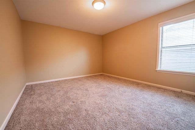 3085 WALKER SPRINGS DR, Lakeland, TN 38002