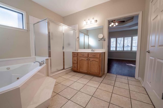 3085 WALKER SPRINGS DR, Lakeland, TN 38002