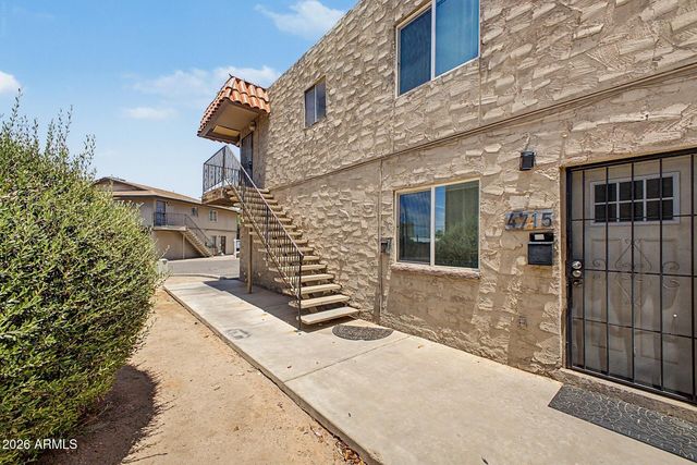 4713 E BELLEVIEW Street, Phoenix, AZ 85008
