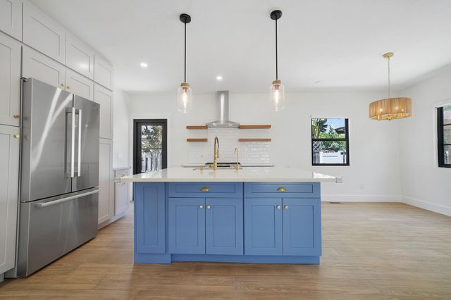222 NE 9TH Street, Delray Beach, FL 33444