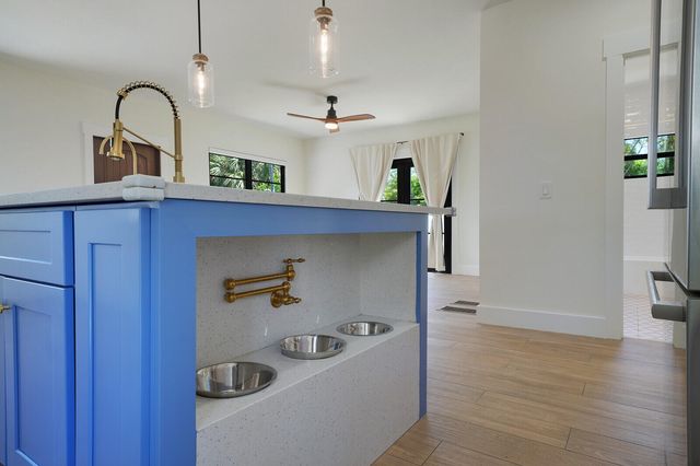 222 NE 9TH Street, Delray Beach, FL 33444