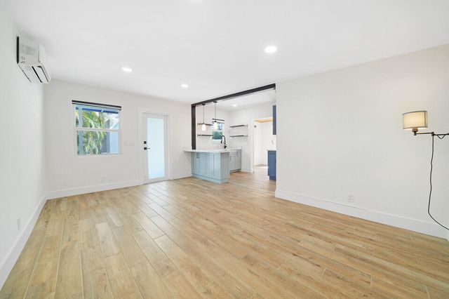 222 NE 9TH Street, Delray Beach, FL 33444