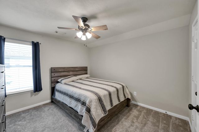 34 W Prairie Dawn Circle, The Woodlands, TX 77385