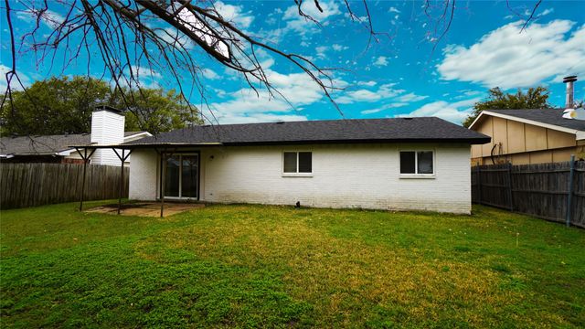 6408 Locust Street, Rowlett, TX 75089