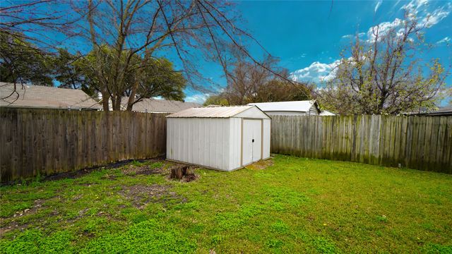 6408 Locust Street, Rowlett, TX 75089