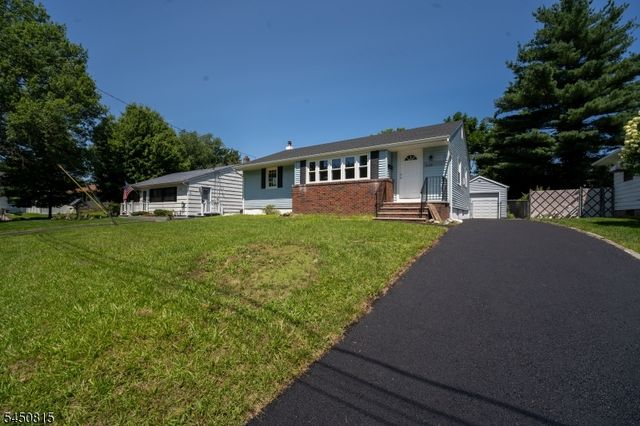 219 Haroldson Pl, Pompton Lakes Boro, NJ 07442