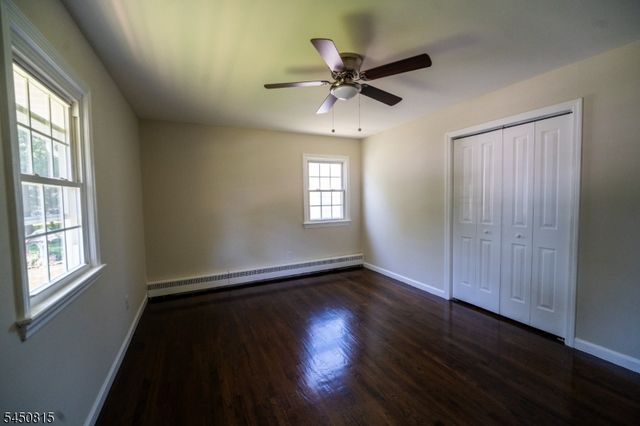 219 Haroldson Pl, Pompton Lakes Boro, NJ 07442