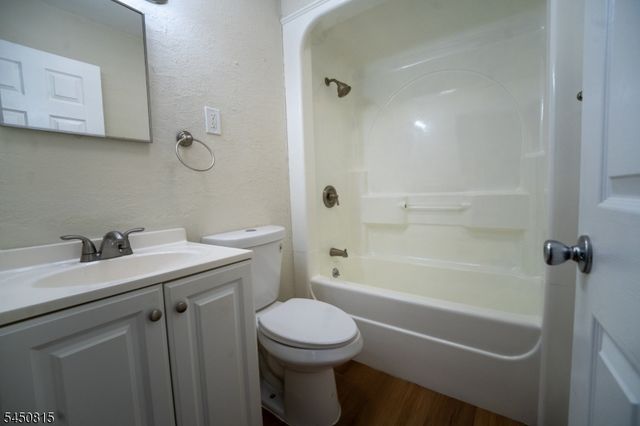 219 Haroldson Pl, Pompton Lakes Boro, NJ 07442