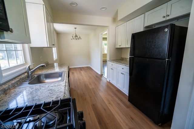 219 Haroldson Pl, Pompton Lakes Boro, NJ 07442