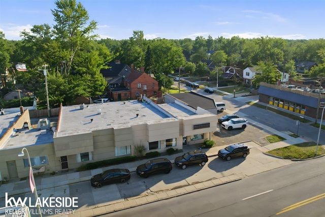 17006 Mack Avenue, Grosse Pointe, MI 48230