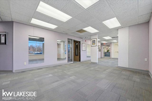 17006 Mack Avenue, Grosse Pointe, MI 48230