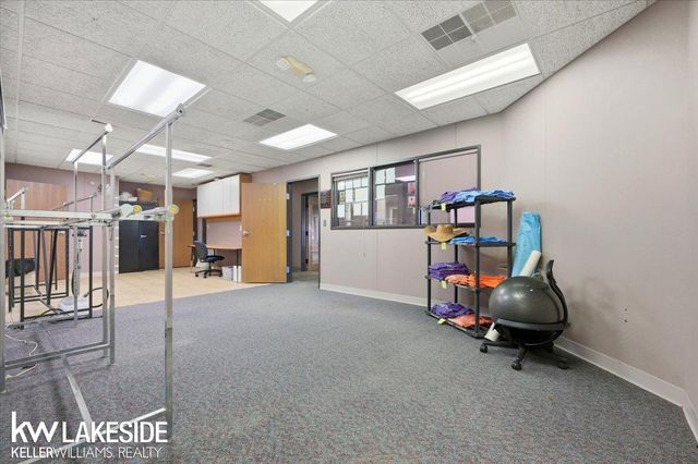 17006 Mack Avenue, Grosse Pointe, MI 48230