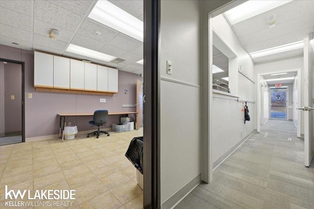 17006 Mack Avenue, Grosse Pointe, MI 48230