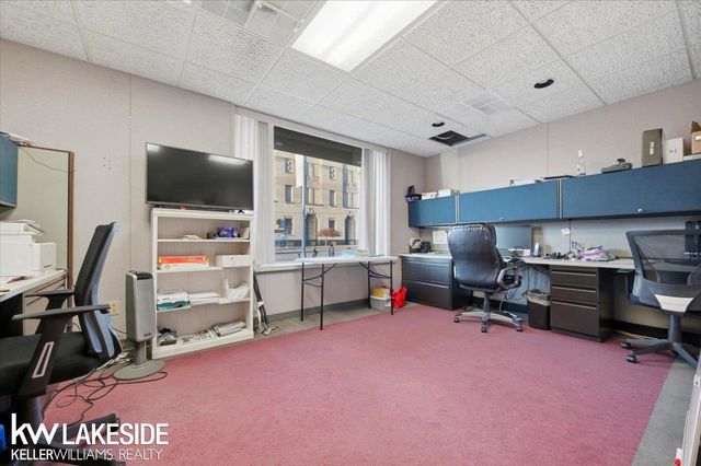 17006 Mack Avenue, Grosse Pointe, MI 48230