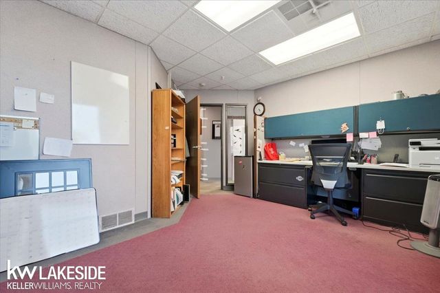 17006 Mack Avenue, Grosse Pointe, MI 48230