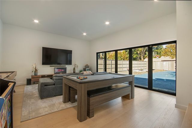 7327 Spring Valley Road, Dallas, TX 75254