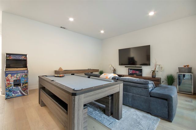 7327 Spring Valley Road, Dallas, TX 75254