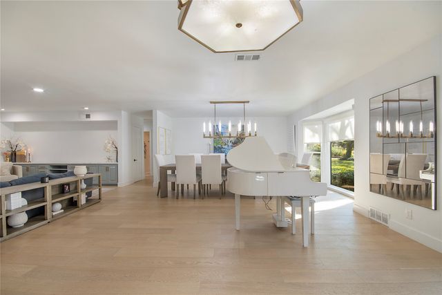 7327 Spring Valley Road, Dallas, TX 75254