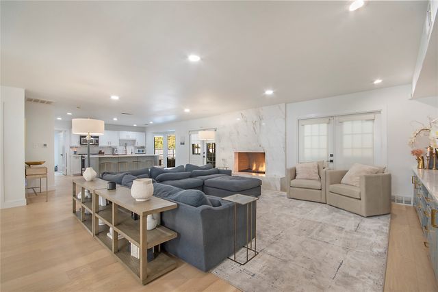 7327 Spring Valley Road, Dallas, TX 75254