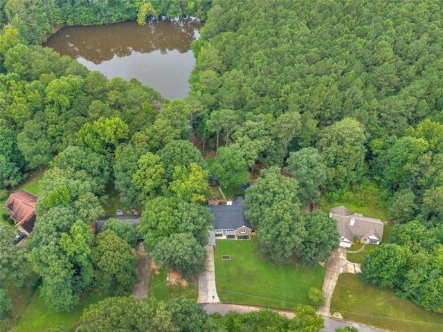 50 Ridge Pointe, Stockbridge, GA 30281