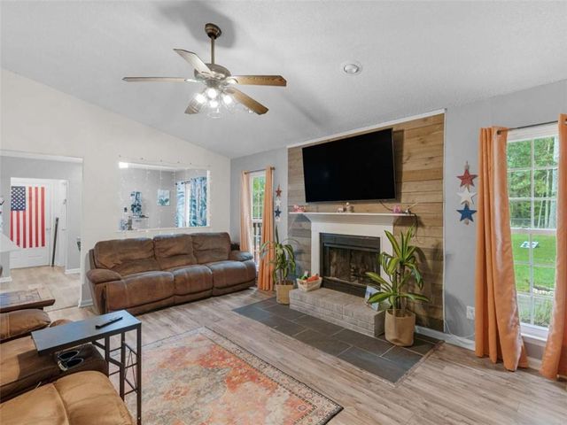 50 Ridge Pointe, Stockbridge, GA 30281