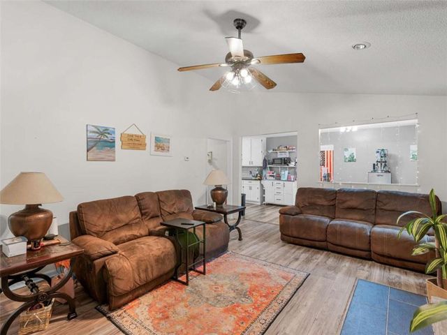 50 Ridge Pointe, Stockbridge, GA 30281