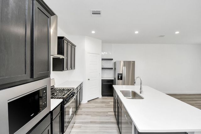 12316 Basilwood Drive, Houston, TX 77047