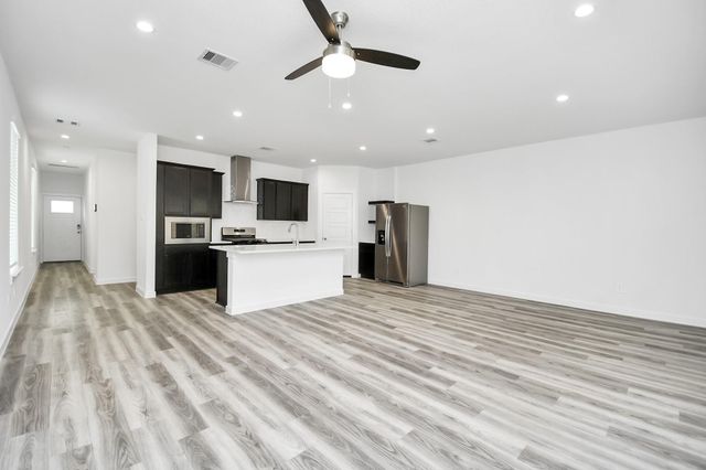 12316 Basilwood Drive, Houston, TX 77047