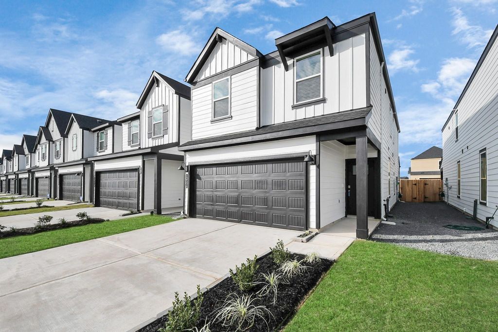 12316 Basilwood Drive, Houston, TX 77047