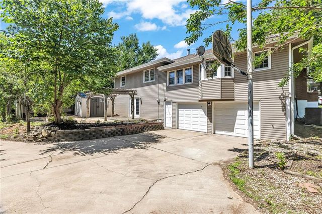 6217 Crisp Avenue, Kansas City, MO 64133