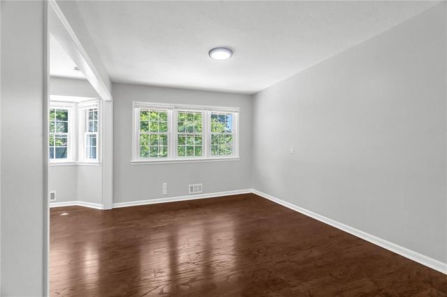 6217 Crisp Avenue, Kansas City, MO 64133
