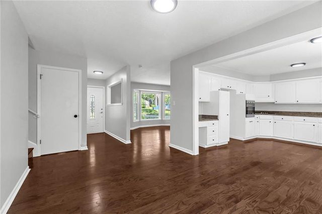 6217 Crisp Avenue, Kansas City, MO 64133