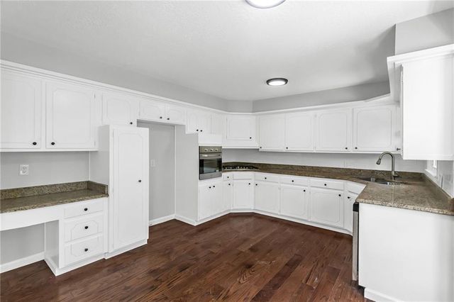 6217 Crisp Avenue, Kansas City, MO 64133