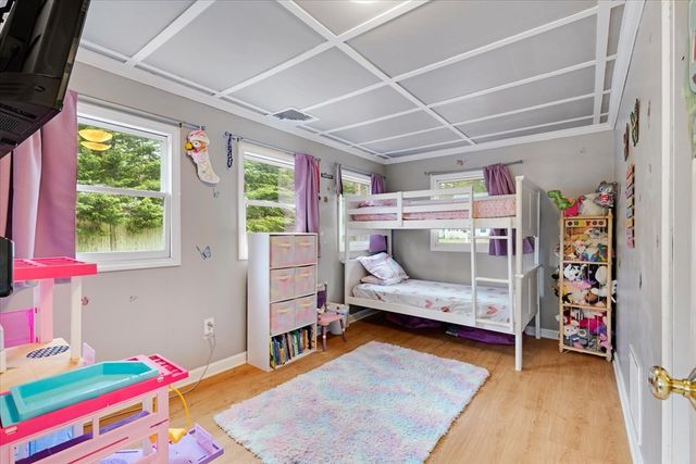 145 Quinaquisset Ave, Mashpee, MA 02649